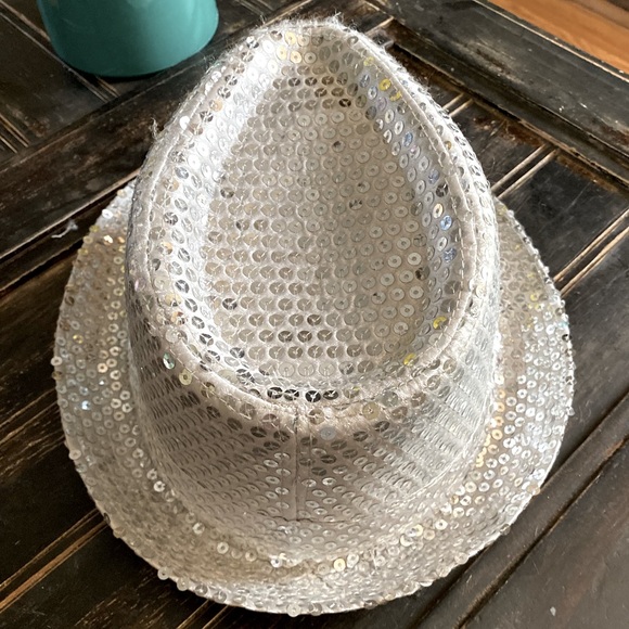 Silver Sequin Fedora - Picture 2 of 4